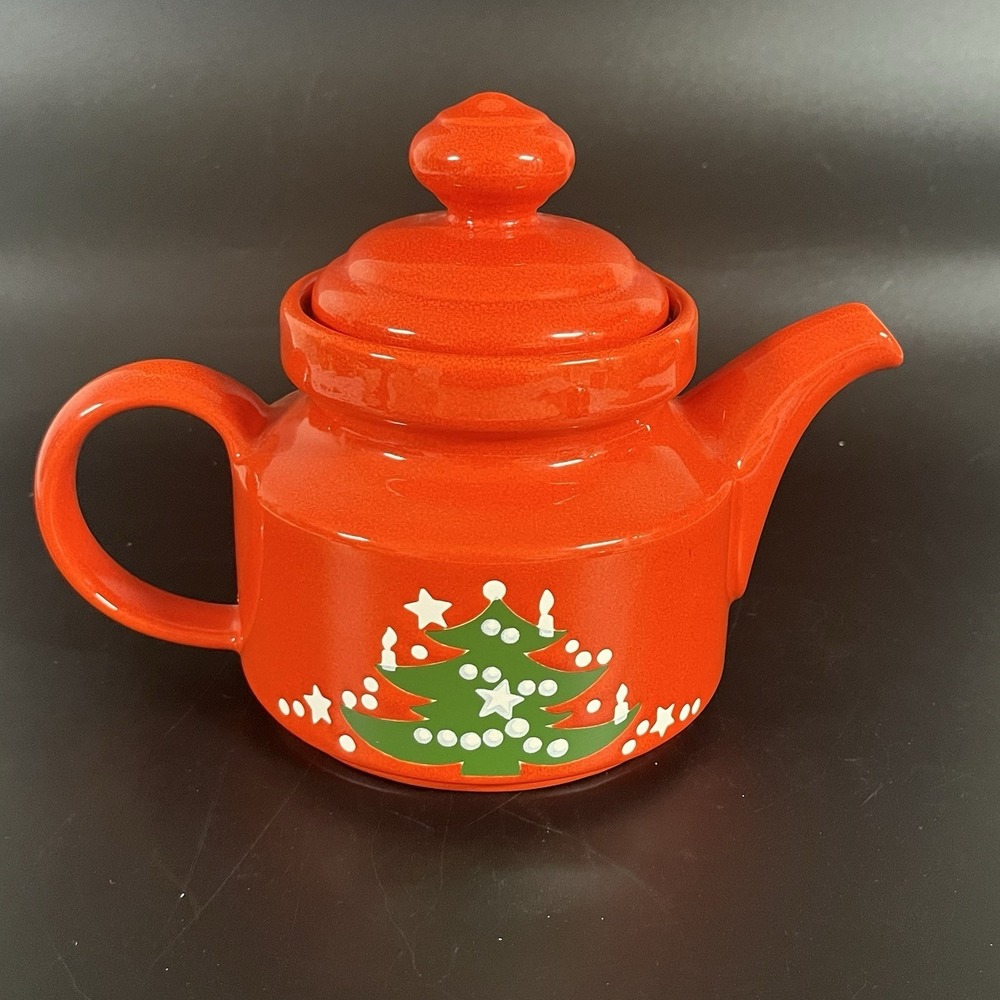 Waechtersbach Germany Red CHRISTMAS TREE Ceramic Large Tea Pot With Lid